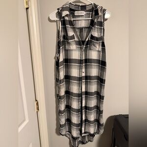 Black and White Plaid Sleeveless flannel cover
